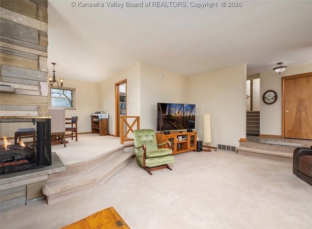 868 Alta Road, Charleston, WV 25314