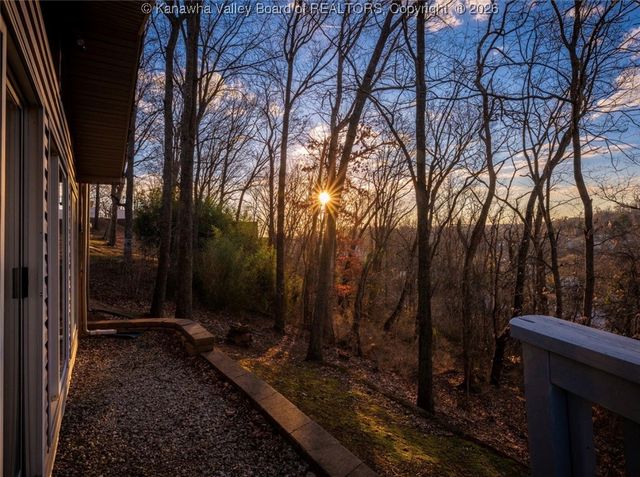 868 Alta Road, Charleston, WV 25314