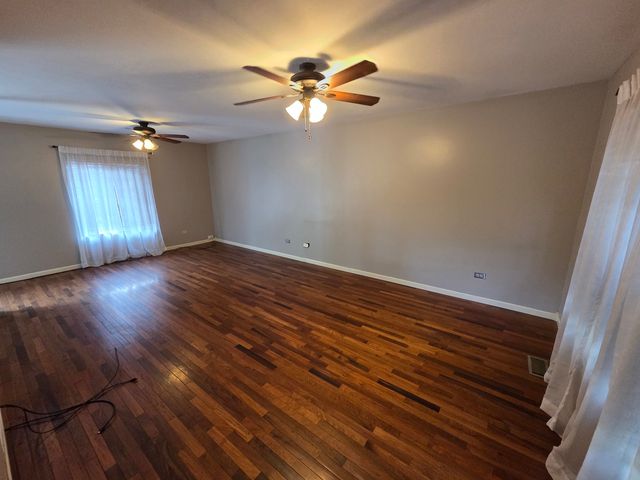 8401 Birch Street, Fox Lake, IL 60020