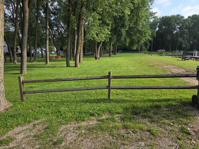 8401 Birch Street, Fox Lake, IL 60020