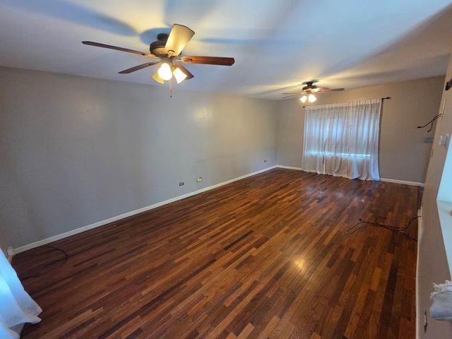 8401 Birch Street, Fox Lake, IL 60020