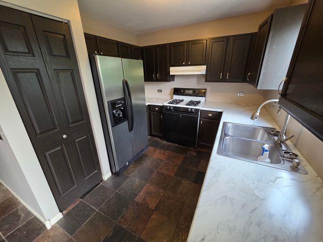 8401 Birch Street, Fox Lake, IL 60020