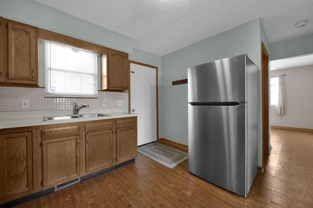 89 Postle Boulevard, Columbus, OH 43228