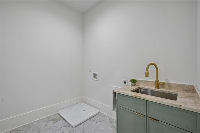 3263 N Bogan Road, Buford, GA 30519