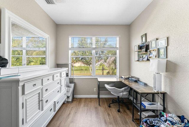 5041 Massy Drive, Greenacres, FL 33463