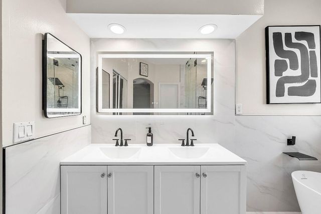 5041 Massy Drive, Greenacres, FL 33463