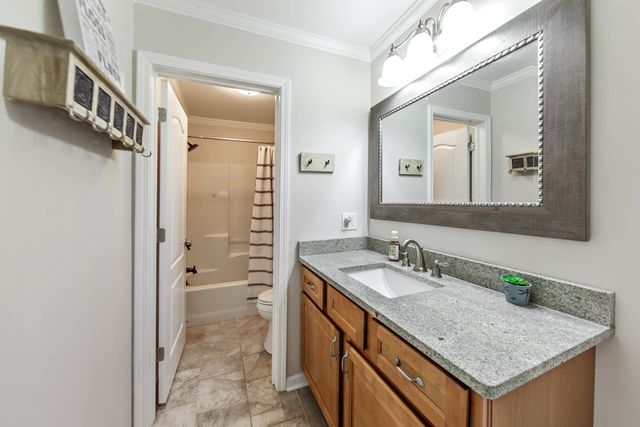 206 Greenwood St, Houma, LA 70364