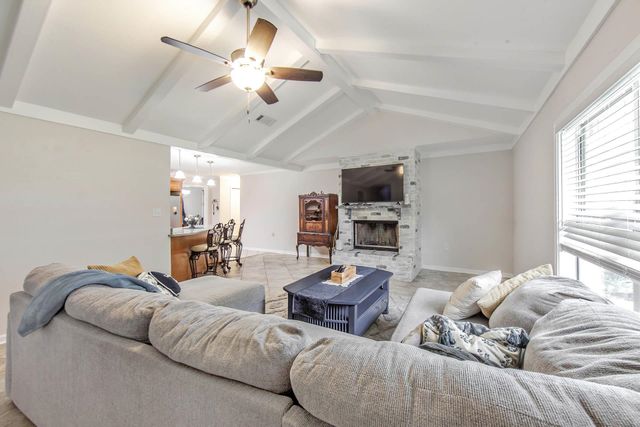 206 Greenwood St, Houma, LA 70364