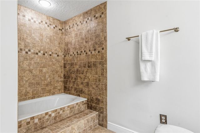 5080 Harmony Circle 103, Vero Beach, FL 32967