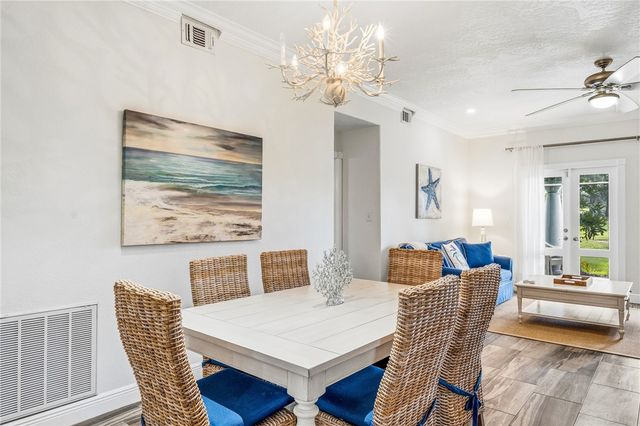 5080 Harmony Circle 103, Vero Beach, FL 32967