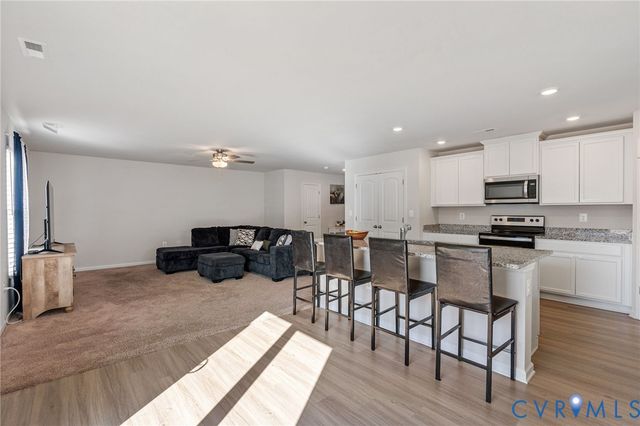 7887 Honeybee Ct, Hopewell, VA 23860