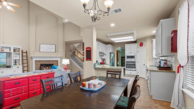 2545 Melville Ln, Schertz, TX 78154