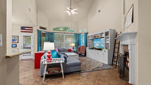 2545 Melville Ln, Schertz, TX 78154