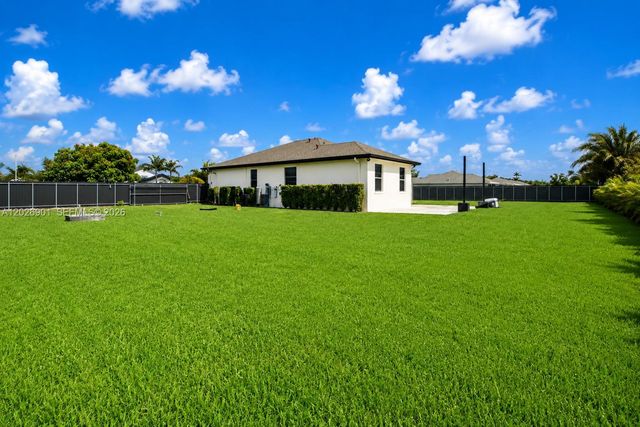 30771 SW 193rd Ct, Homestead, FL 33030