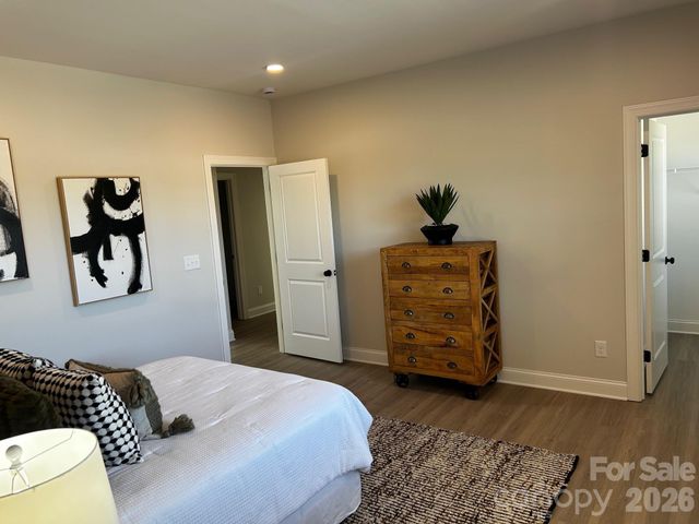 1915 Dove Drive, Charlotte, NC 28214