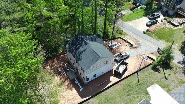 1915 Dove Drive, Charlotte, NC 28214