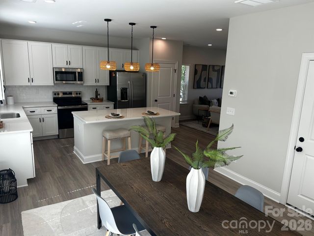 1915 Dove Drive, Charlotte, NC 28214