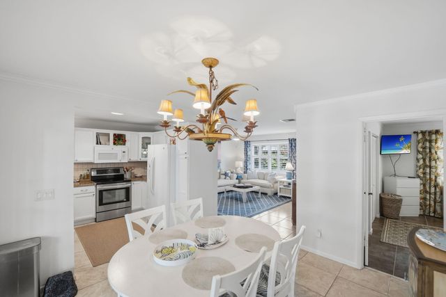 1252 SE Madison Avenue, Stuart, FL 34996