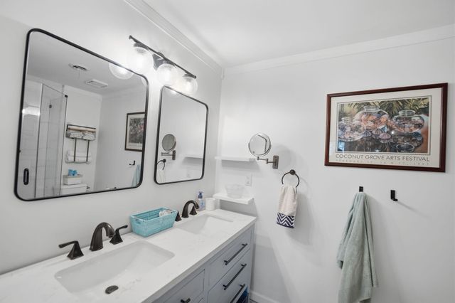 1252 SE Madison Avenue, Stuart, FL 34996