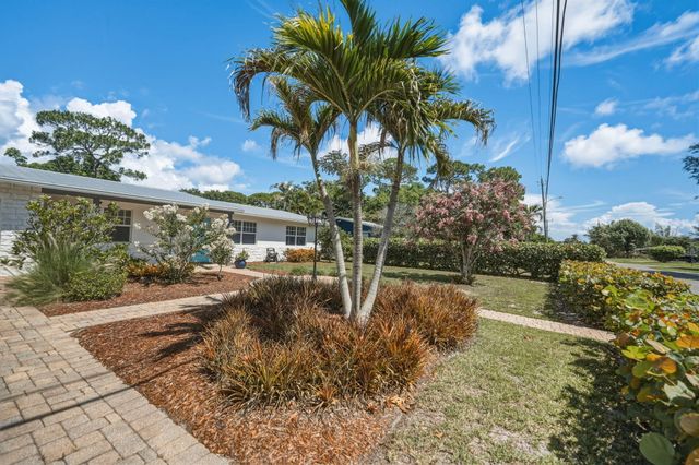 1252 SE Madison Avenue, Stuart, FL 34996