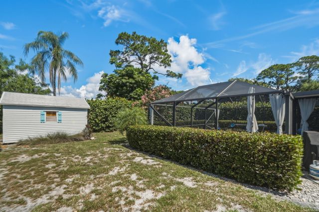 1252 SE Madison Avenue, Stuart, FL 34996