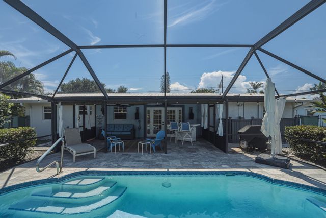 1252 SE Madison Avenue, Stuart, FL 34996