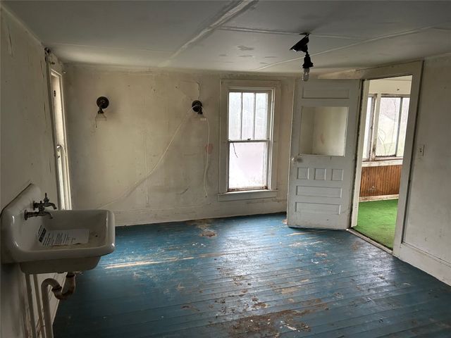 333 W ERIE Street, Linesville, PA 16424