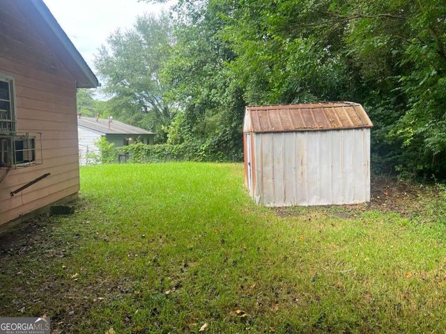 2593 Santa Barbara Drive NW, Atlanta, GA 30318