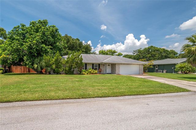 305 HERNANDO ROAD, Winter Haven, FL 33884