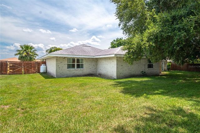 305 HERNANDO ROAD, Winter Haven, FL 33884