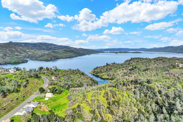 1021 Arroyo Grande Dr, Napa, CA 94558