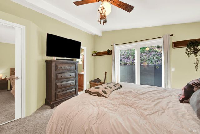 1021 Arroyo Grande Dr, Napa, CA 94558