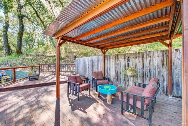 1021 Arroyo Grande Dr, Napa, CA 94558