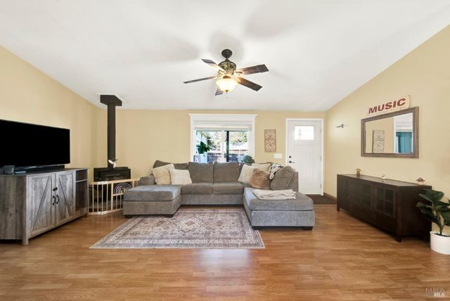 1021 Arroyo Grande Dr, Napa, CA 94558