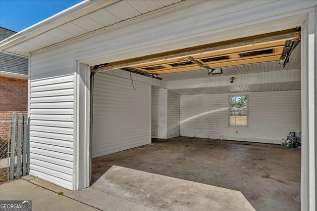 420 James Street, Ailey, GA 30410