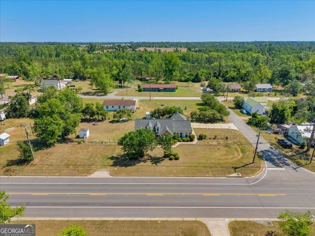 420 James Street, Ailey, GA 30410