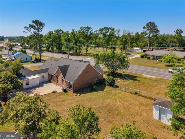 420 James Street, Ailey, GA 30410