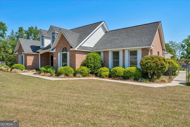 420 James Street, Ailey, GA 30410