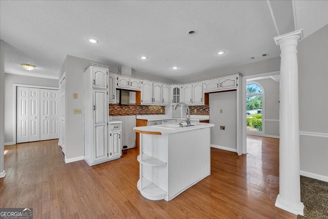 420 James Street, Ailey, GA 30410