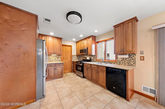 812 Chelsea Street, Forked River, NJ 08731