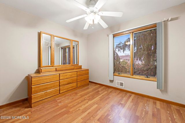 812 Chelsea Street, Forked River, NJ 08731