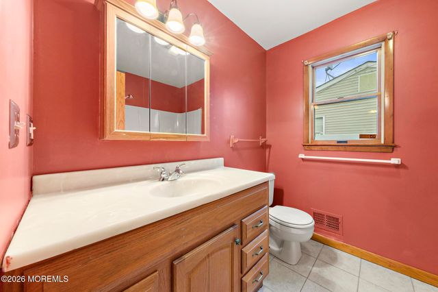 812 Chelsea Street, Forked River, NJ 08731