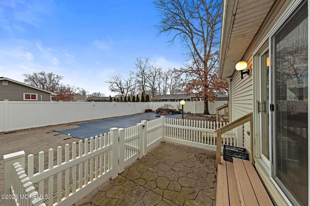 812 Chelsea Street, Forked River, NJ 08731