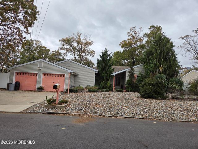 812 Chelsea Street, Forked River, NJ 08731