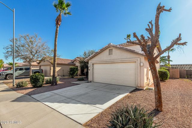 12933 W CHERRY HILLS Drive, El Mirage, AZ 85335