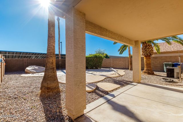 12933 W CHERRY HILLS Drive, El Mirage, AZ 85335