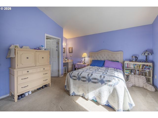 1708 Nw 38TH St, Lincoln City, OR 97367