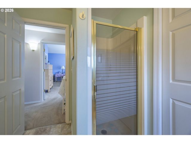 1708 Nw 38TH St, Lincoln City, OR 97367