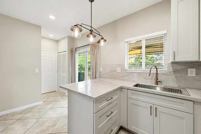 8464 Lagos De Campo Boulevard 8464, Tamarac, FL 33321