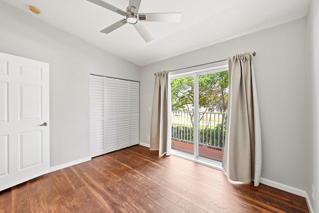 8464 Lagos De Campo Boulevard 8464, Tamarac, FL 33321